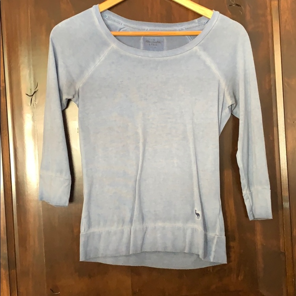 3/4 sleeve shirt